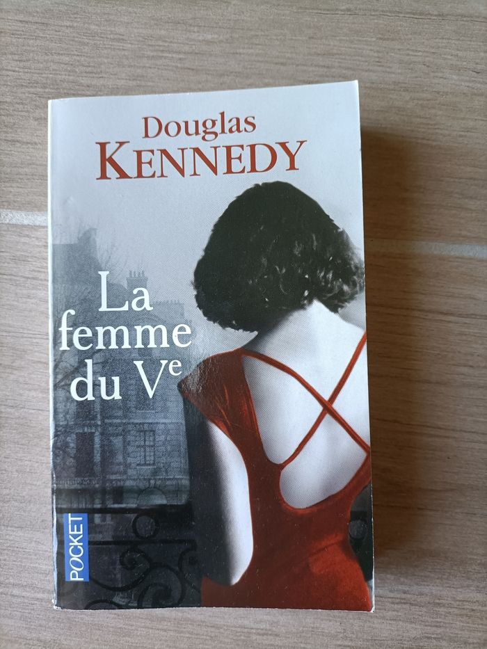 Livre Douglas Kennedy La femme du Ve Pocket bon état