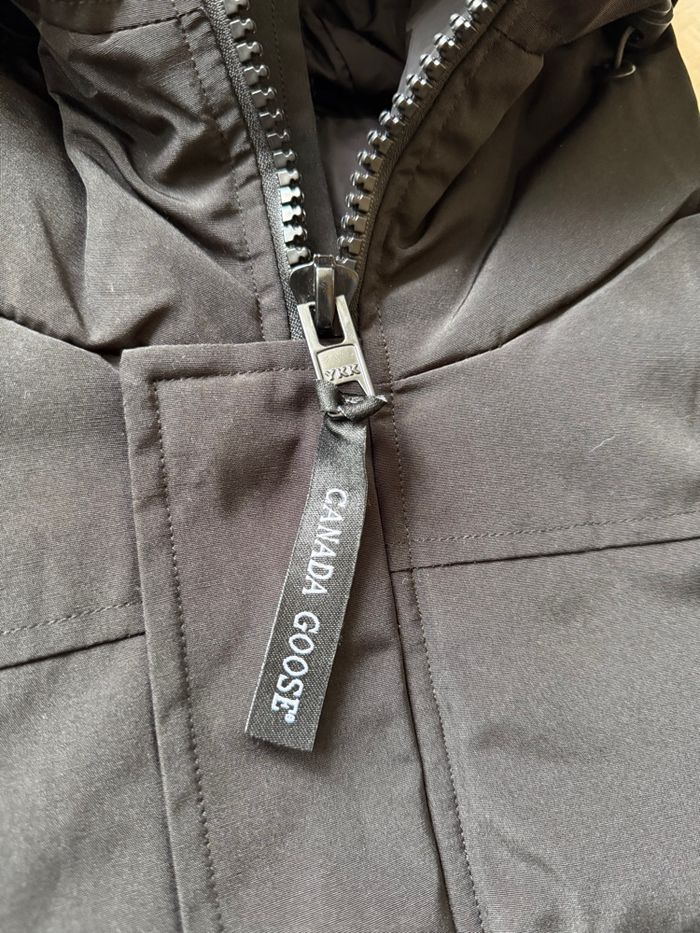 Parka Canada Goose Macmillan neuf taille M label rouge manteau doudoune - photo numéro 10