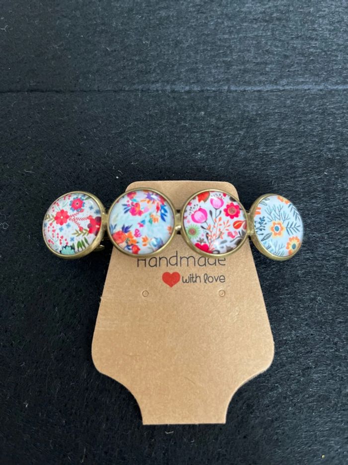 Barrette pince fleurs neuve