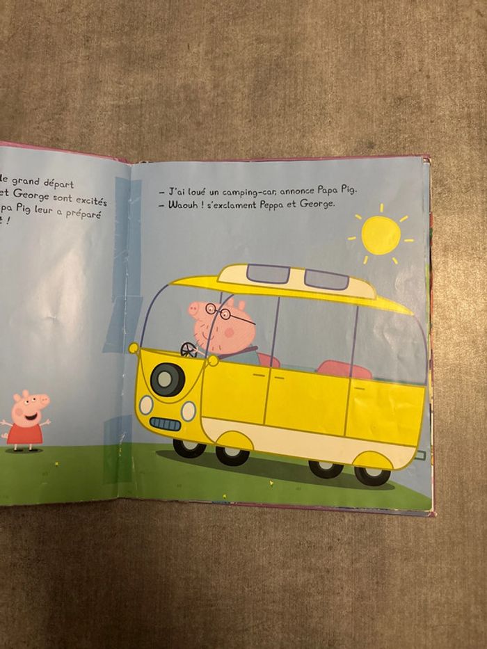 Livre Peppa Pig, Peppa part en camping - photo numéro 3