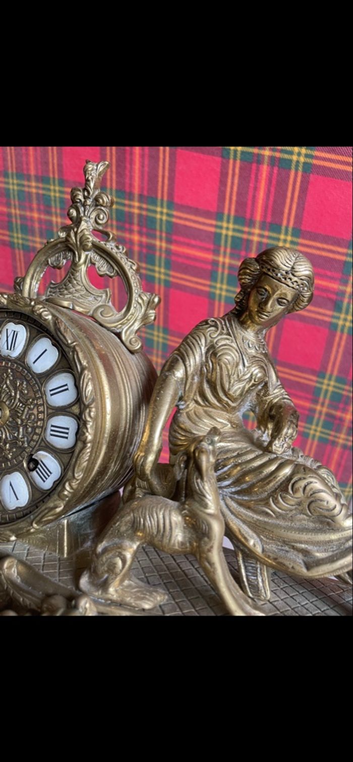 Pendule bronze année 70