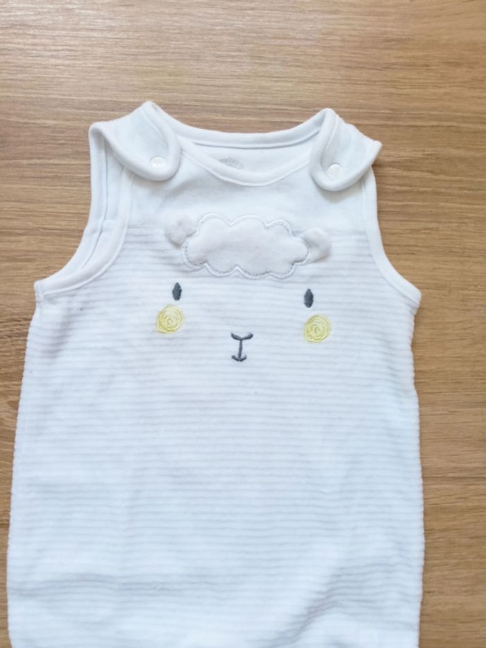 Combinaison blanche 3 mois - photo numéro 3