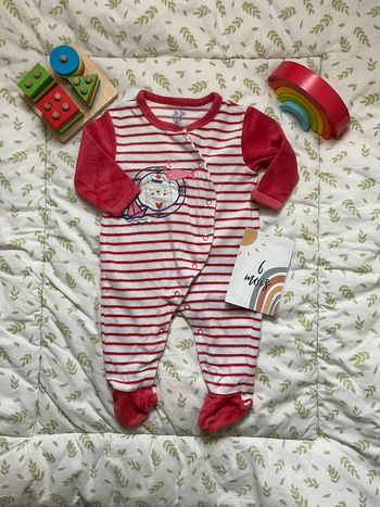 pyjama grenouillère en velours rouge et blanc ouverture devant 6 mois u tout petits