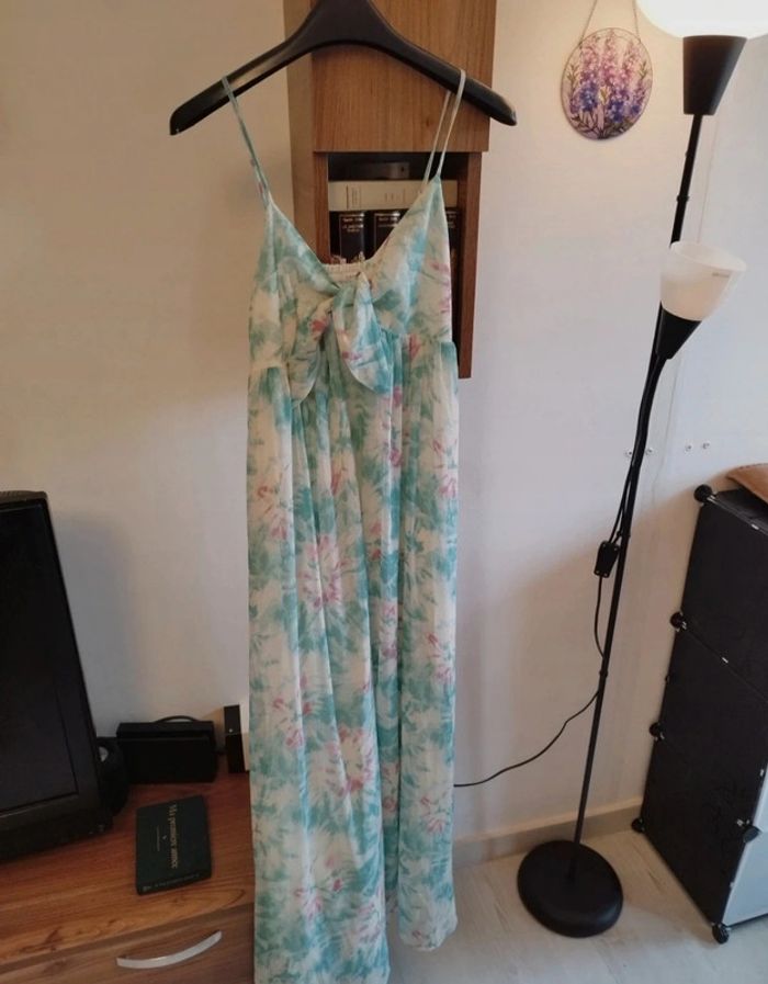 Superbe robe imprimée fleurie bleu-clair et rose de la marque Camaïeu en taille S - photo numéro 3
