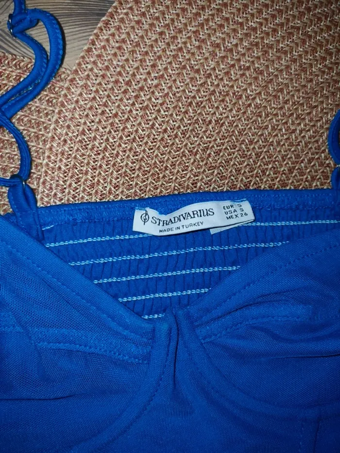 Bustier bleu taille S stradivarius - photo numéro 2