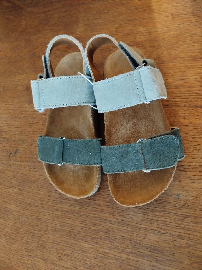 Sandales neuves - photo numéro 2