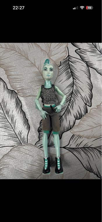 Poupée Monster Gil Webber 