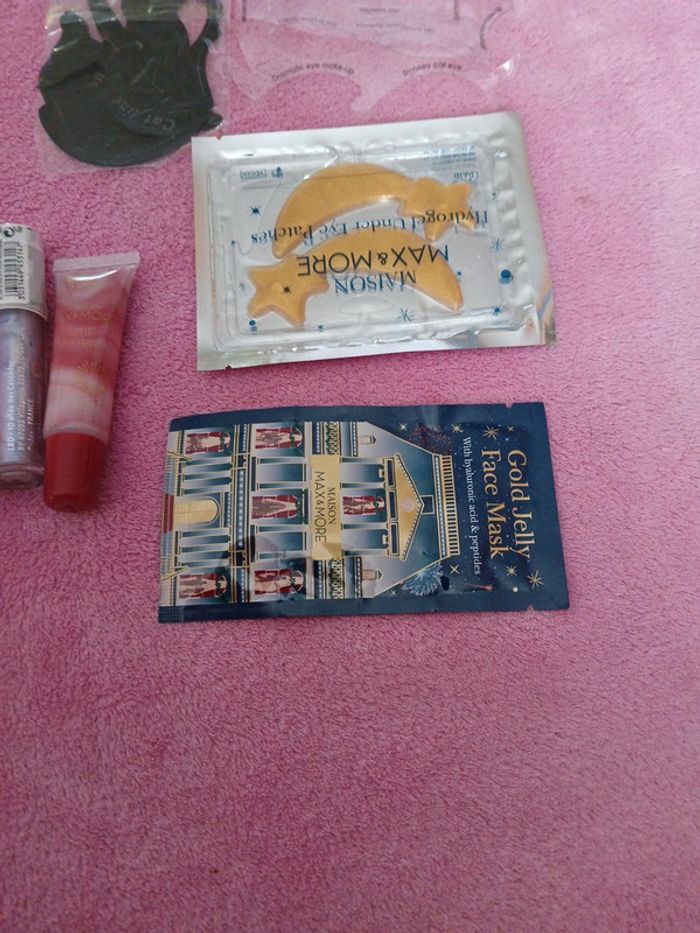 Lot maquillage - photo numéro 9