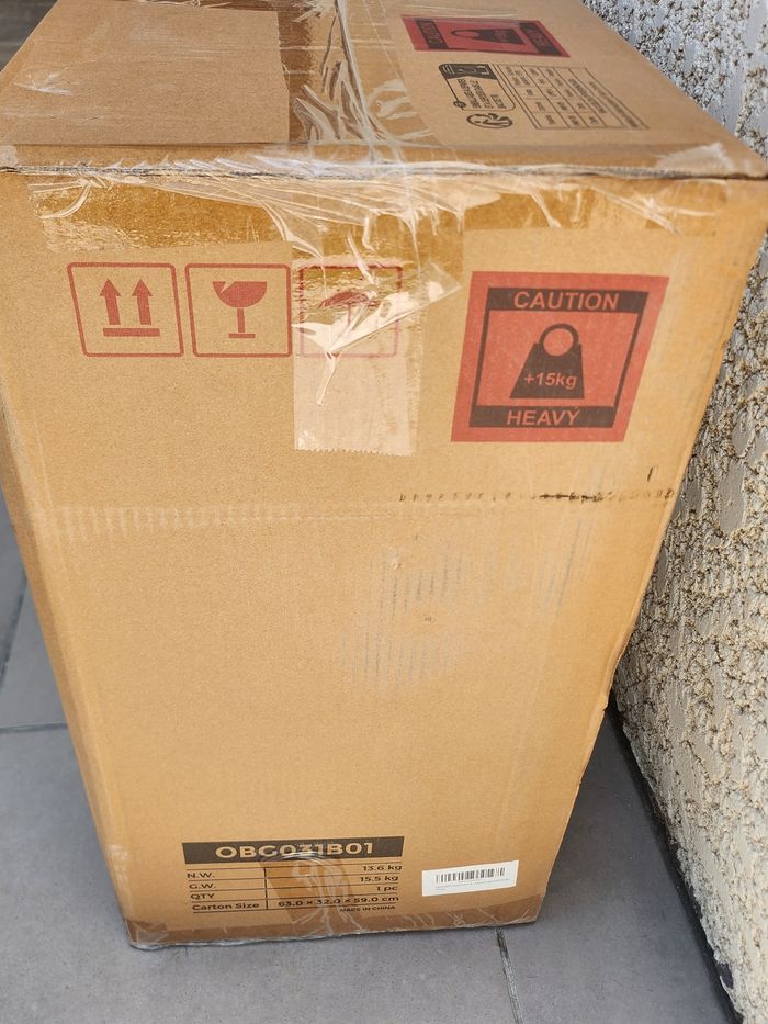 Chaise de bureau ergonomique Songmics neuve dans son carton - photo numéro 4