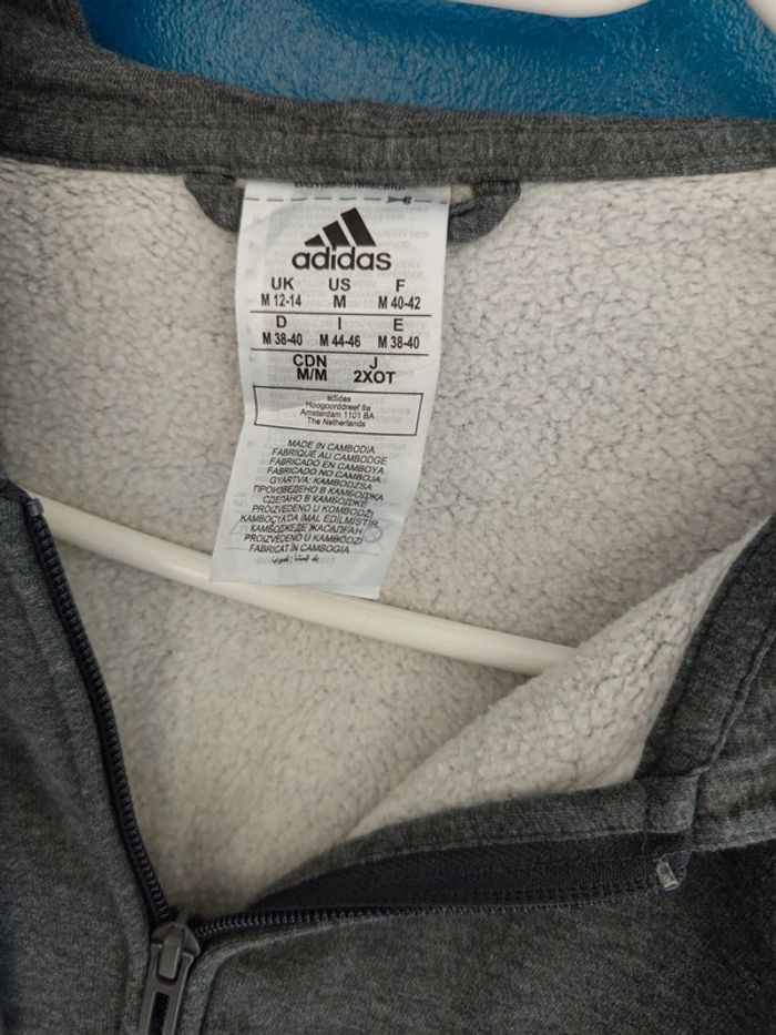 Veste adidas avec capuche - photo numéro 2