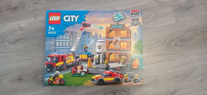 LEGO 60321 LA BRIGADE DES POMPIERS CITY NEUF
