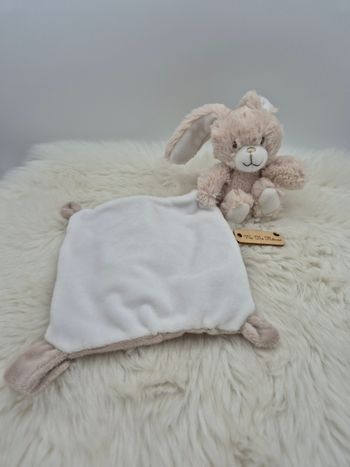 Doudou mouchoir Lapin Mon Doudou Tex étiquette composition marque noir blanc