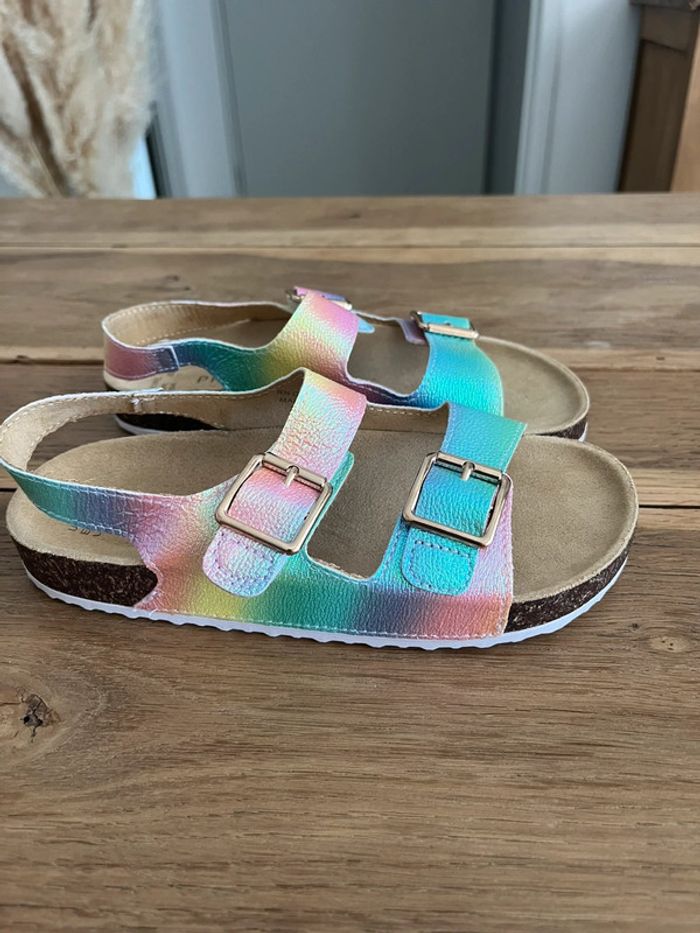 Sandales multicolores neuves Primark - photo numéro 2