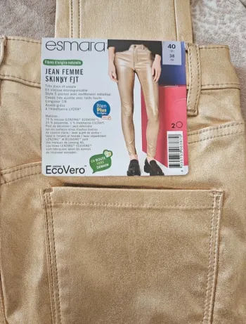 Pantalon doré clair jeans Skinny fit Esmara Taille 40 Neuf