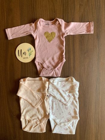 Lot 3 bodies Gémo 1 mois rose fille