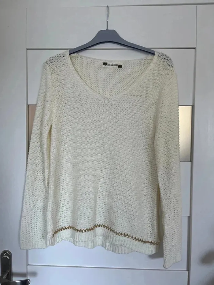 Pull bijoux