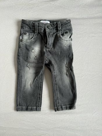 Jean gris 9 mois