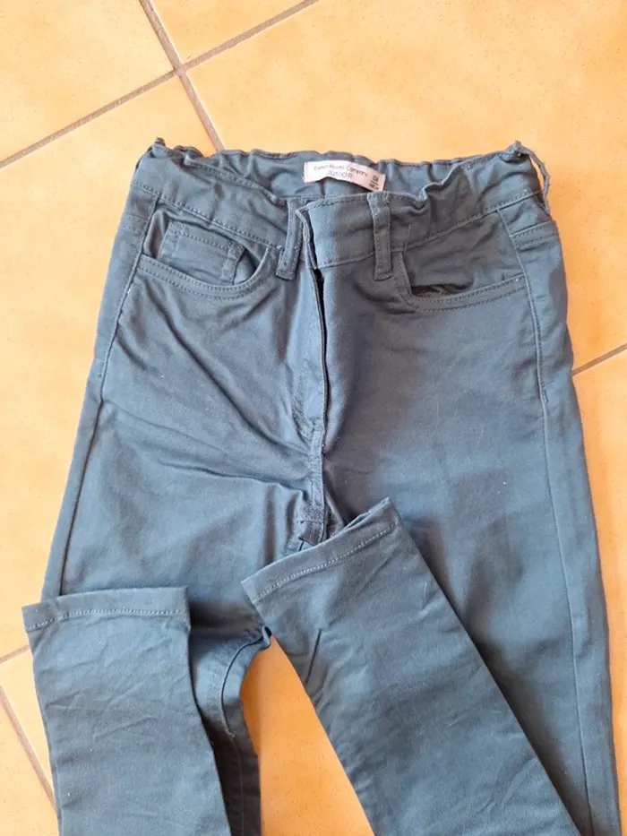 Lot 2 jeans - photo numéro 4