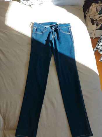 Jean Slim taille 36 (27x32)