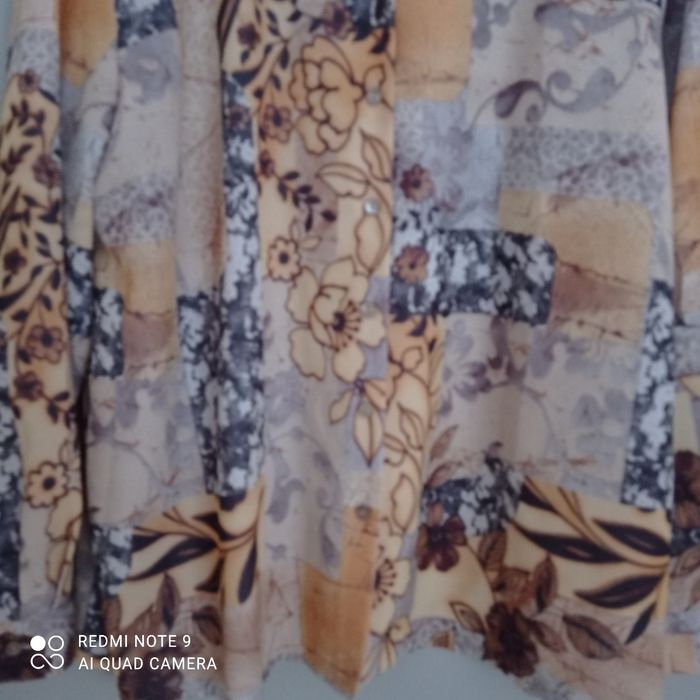 Blouse à motifs t48/50 - photo numéro 3