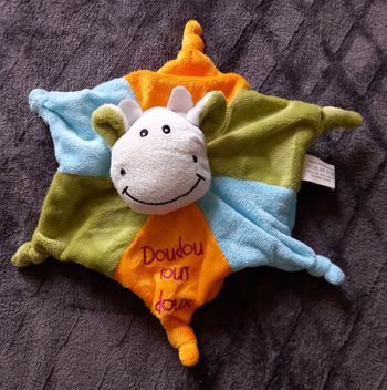 Doudou plat vache forme d étoile bleue ,  vert et orange - Central' vet
