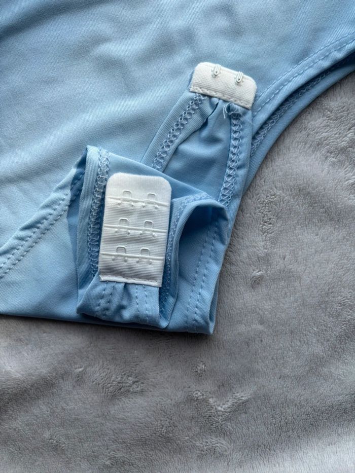 Body bleu - photo numéro 3