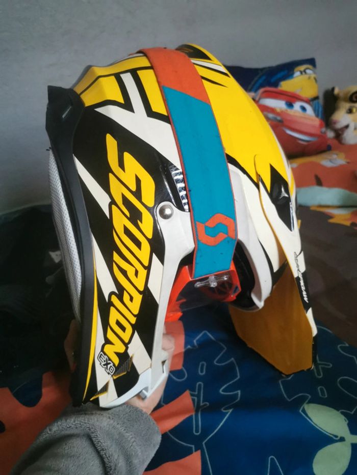 Casque scorpion et lunette + protège dos - photo numéro 8