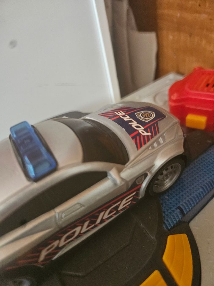 Caserne de pompiers avec gendarme et ambulance - photo numéro 8