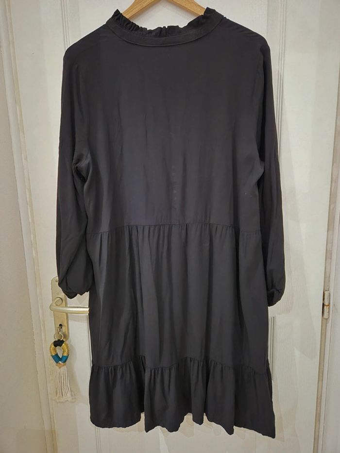 Robe noire Taille 42 - photo numéro 4