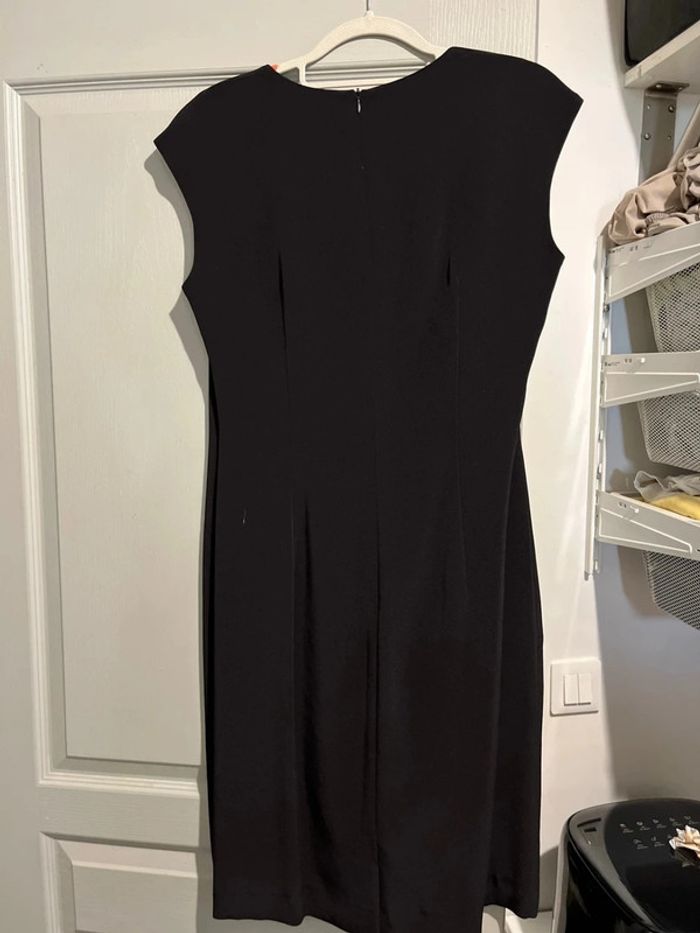 Robe noire - photo numéro 4