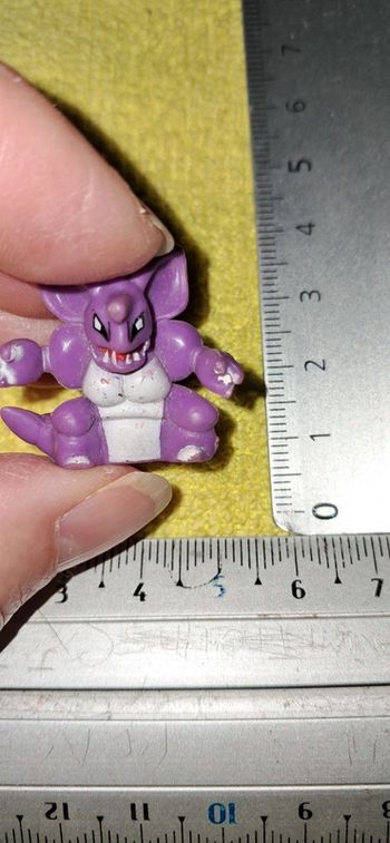 Pokemon figurine