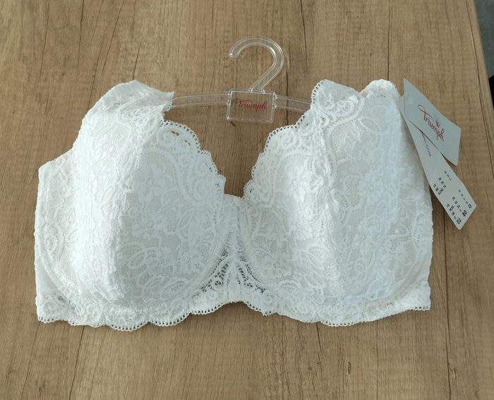 Soutien-gorge corbeille doublé dentelle blanc taille 90G Triumph
