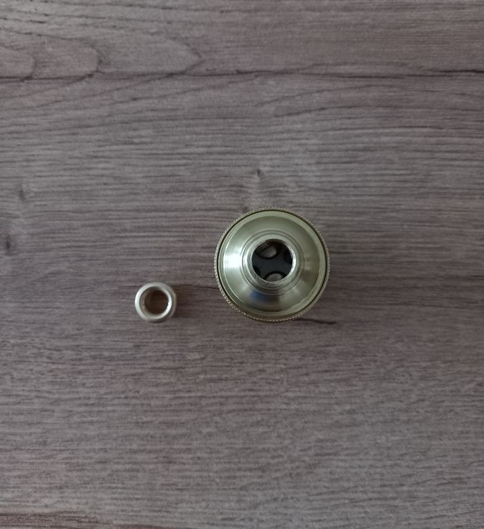 Douille B22 ancienne en laiton et céramique / bague Abat-jour. - photo numéro 4