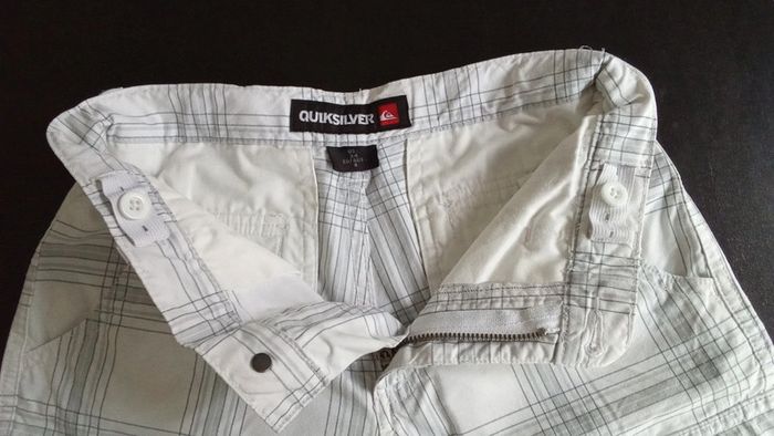 Short Quicksilver 8ans - photo numéro 7