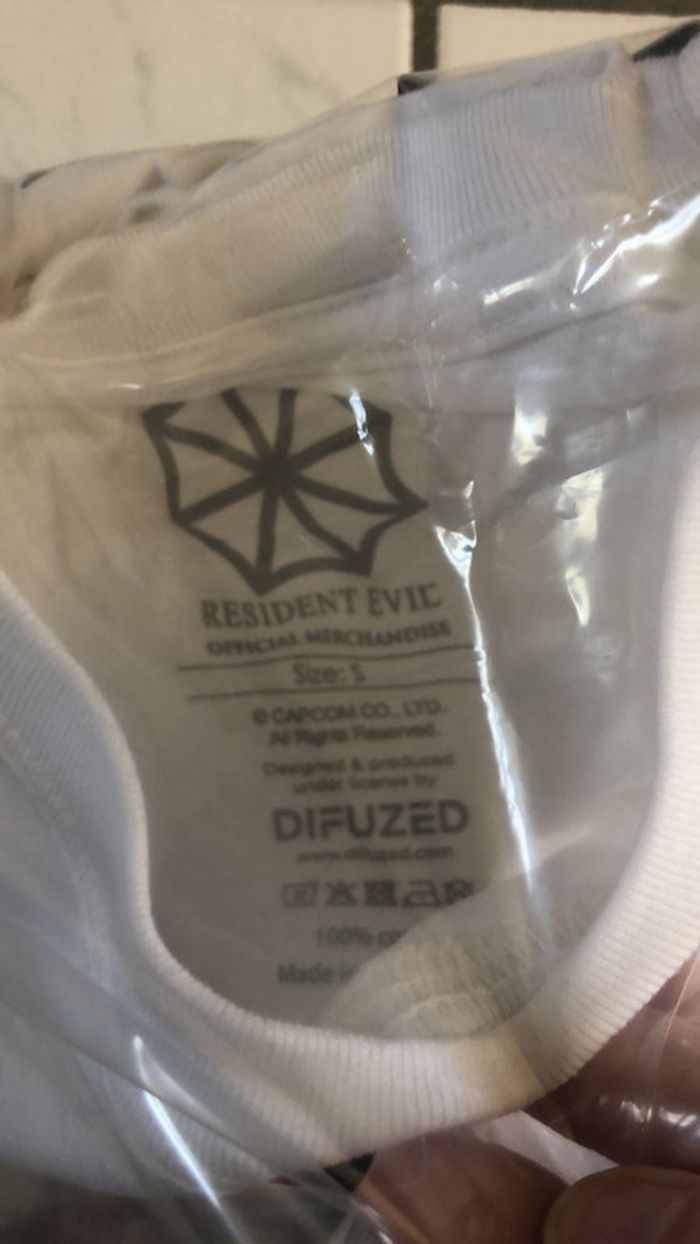 Tee-shirts « Résident Evil » - photo numéro 5