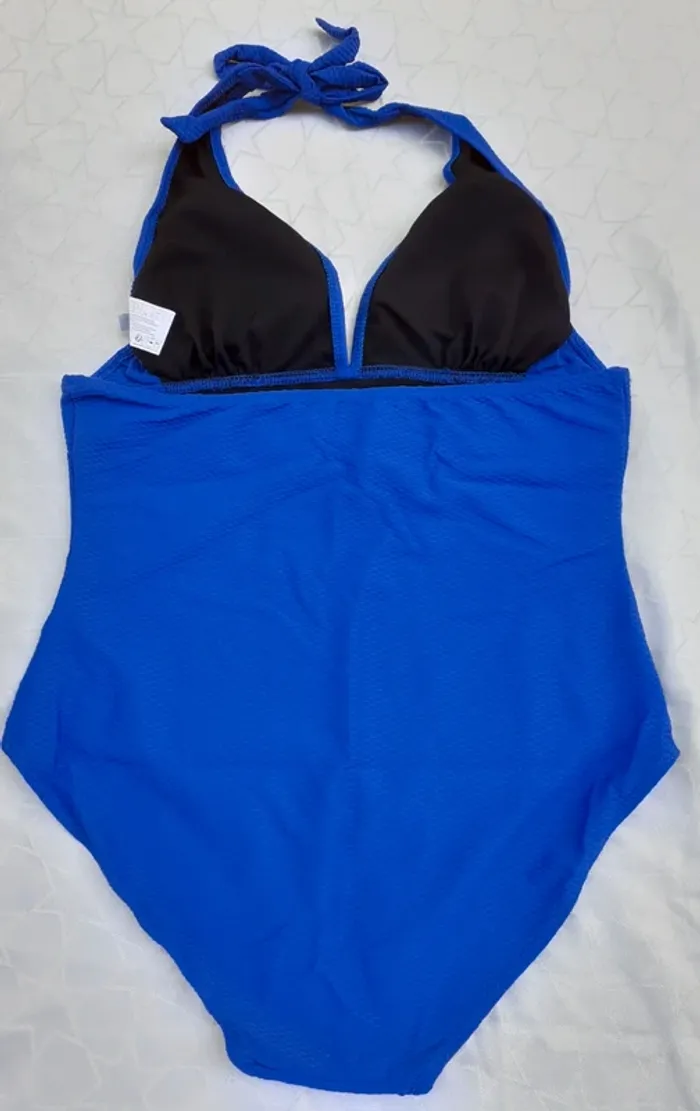Maillot de bain 🩱 foulard T44 - photo numéro 2