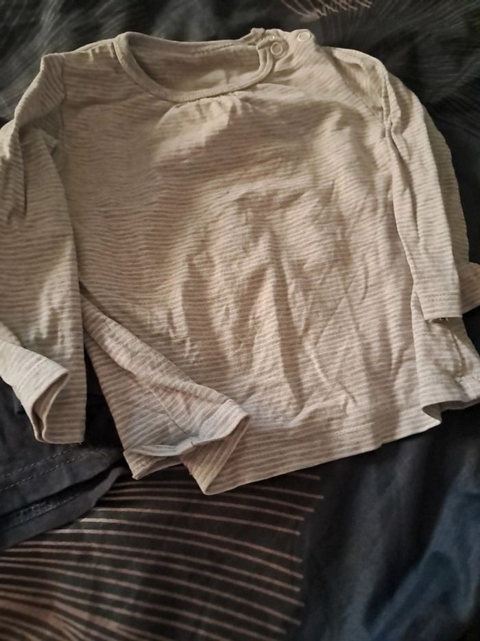 2 T-shirt - photo numéro 3