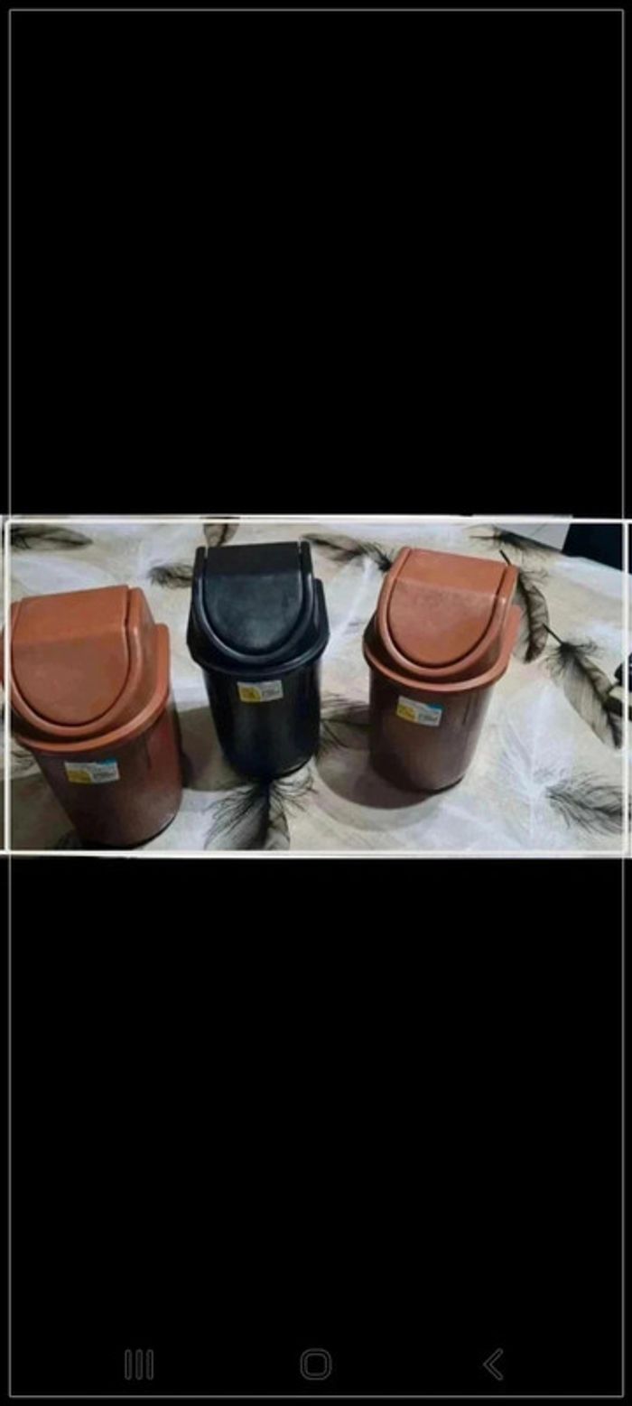 3 poubelles  bureau
