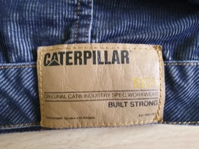 Veste Caterpillar 5-6 ans - photo numéro 4