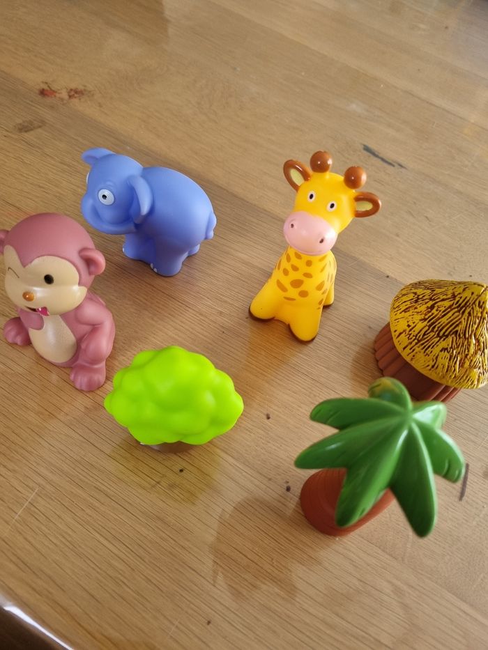 Jeu éducatif pour les enfants pour se répéter dans l'espace - photo numéro 3