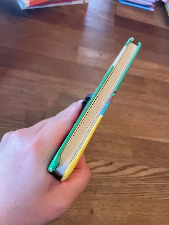 Un livre d’éveil à toucher Il ne faut pas toucher un tigre ! Sauf dans ce livre - photo numéro 4