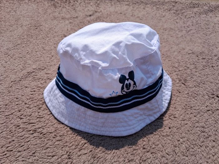 Petit chapeau Mickey bébé