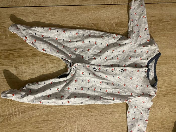 Lot de pyjama garçon ( ou mixtes )