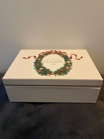 Coffret Noël LaDurée