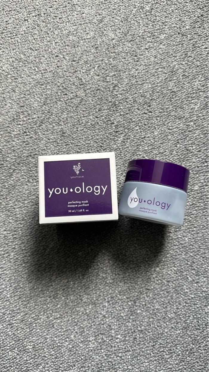 Masque charbon Younique