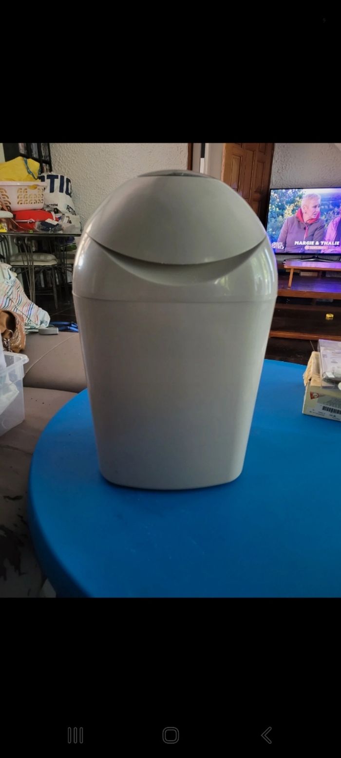 Poubelle couche anti odeur tommee tippee