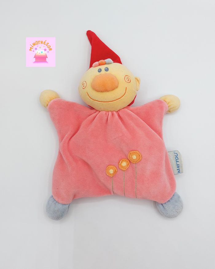Doudou semi plat NATTOU Babette fille lutin grelot NATTOU rose bleu rouge fleurs