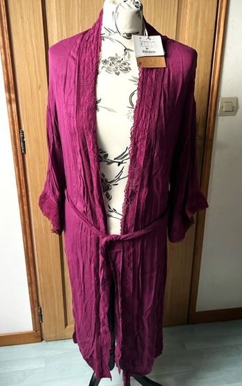 Kimono long vieux rose/prune bordures dentelle macramé taille 36/38