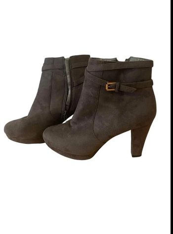 Très  jolie  bottines « taille  41 »