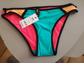 Bas de maillot de bain NEUF avec étiquette 💦
